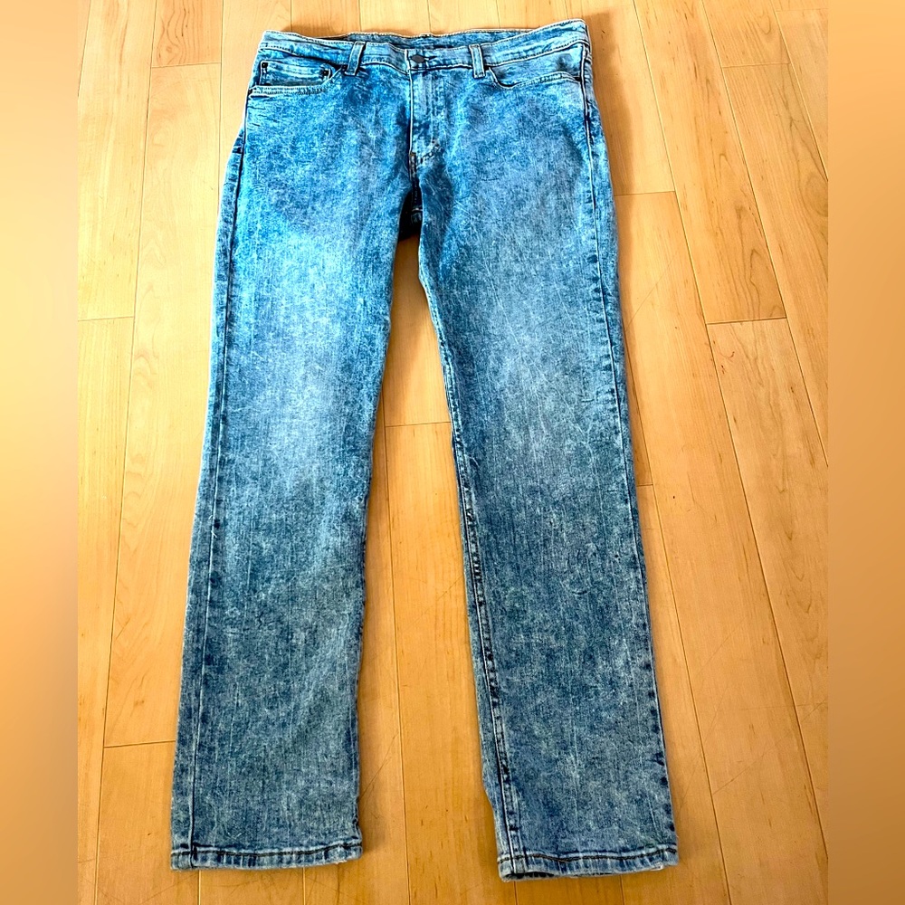 511 Levi’s 36x32 watermark